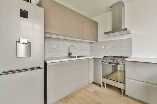 Photo - For rent: Jan van Schaffelaarplantsoen 17B, 1061 DL Amsterdam